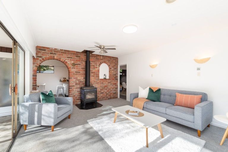 Photo of property in 1 Avian Crescent, Blue Mountains, Upper Hutt, 5371