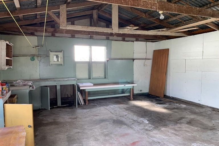 Photo of property in 10 Lloyd Avenue, Papatoetoe, Auckland, 2025