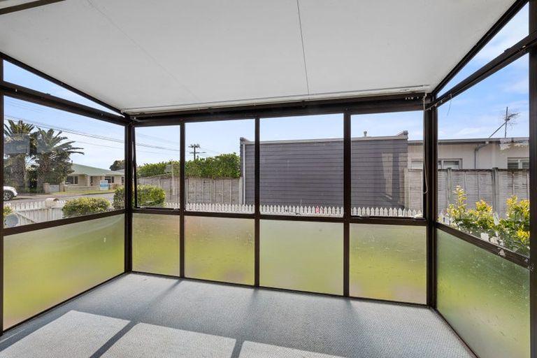 Photo of property in 151a Carrington Street, Lower Vogeltown, New Plymouth, 4310