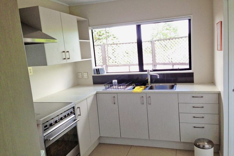 Photo of property in 1 John Webster Place, Glen Eden, Auckland, 0602