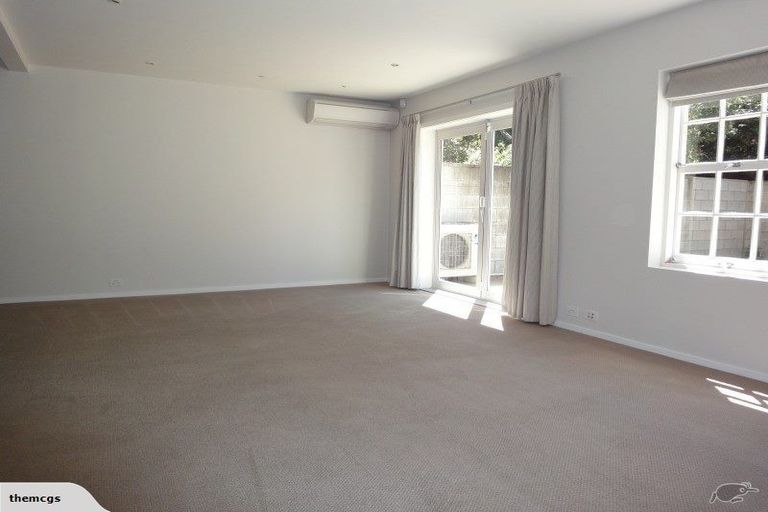 Photo of property in 7 Kilmore Street, Christchurch Central, Christchurch, 8013