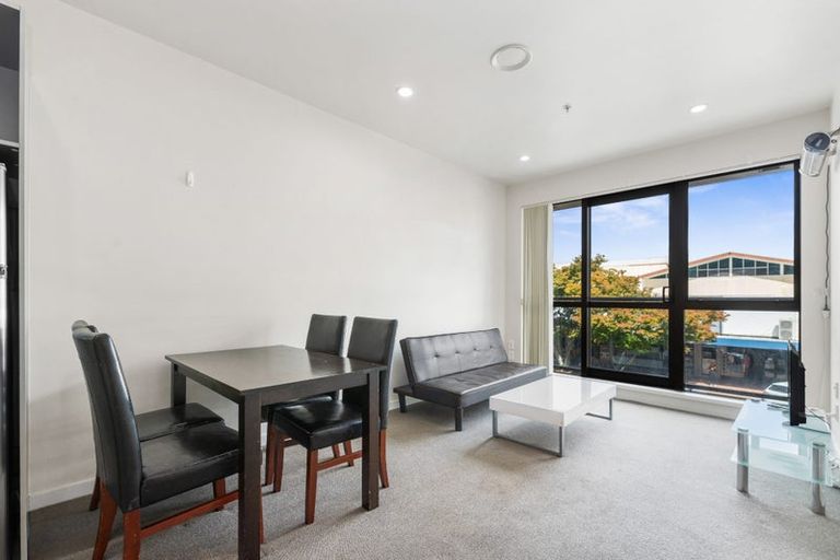 Photo of property in Royal Court Apartments, 1193unit Hinemoa Street, Rotorua, 3010