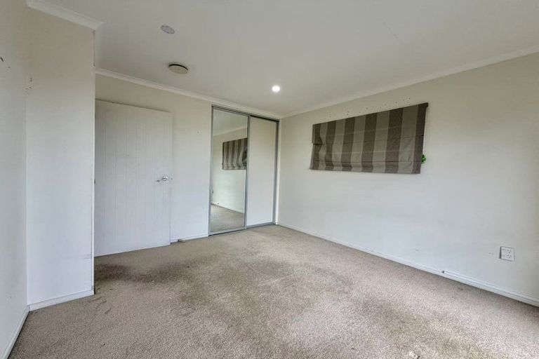 Photo of property in 121 Redoubt Road, Goodwood Heights, Auckland, 2105