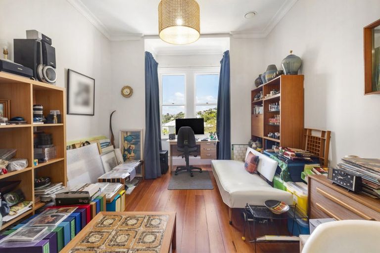 Photo of property in 52 Reuben Avenue, Brooklyn, Wellington, 6021