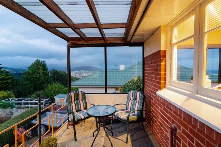 Photo of property in 138 Easther Crescent, Kew, Dunedin, 9012