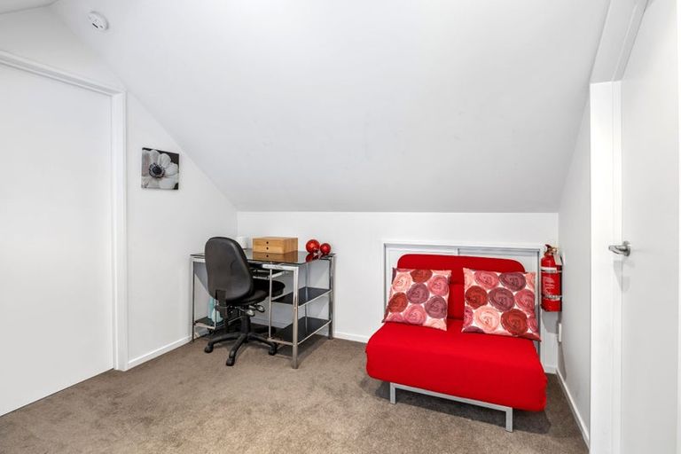 Photo of property in 21 Bartlett Street, Riccarton, Christchurch, 8011