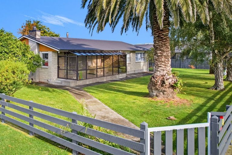 Photo of property in 4 Pollen Street, Woodville, 4920