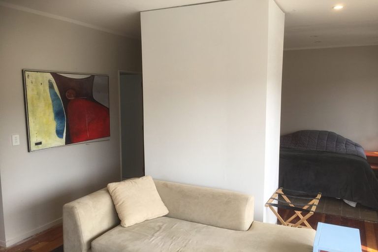 Photo of property in 2/282 Cockayne Road, Ngaio, Wellington, 6035