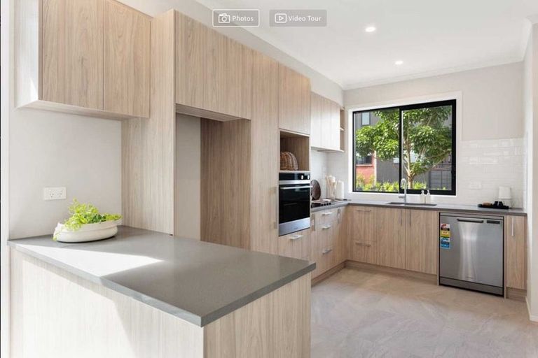 Photo of property in 60 Mapou Road, Hobsonville, Auckland, 0616