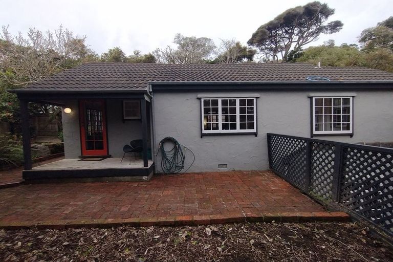 Photo of property in 19 Torwood Road, Khandallah, Wellington, 6035