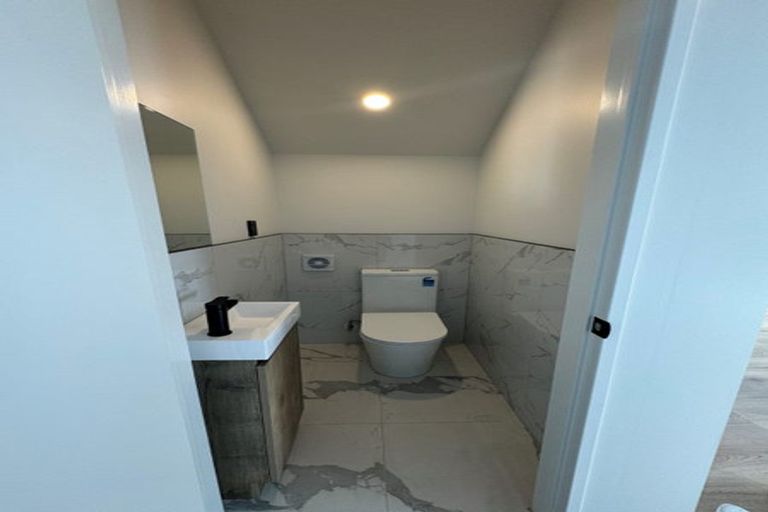 Photo of property in 4f Gloucester Road, Manurewa, Auckland, 2102