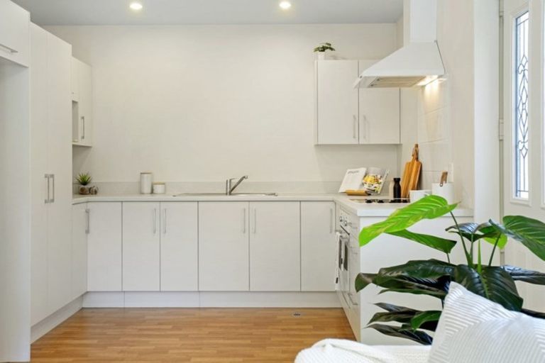 Photo of property in Wilton Close, 1/235 Salisbury Street, Christchurch Central, Christchurch, 8013