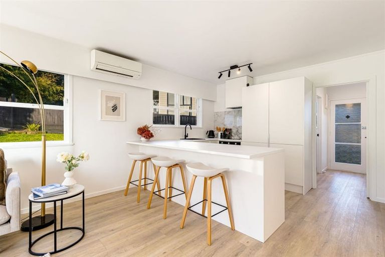 Photo of property in 4/21 Hillcrest Road, Papatoetoe, Auckland, 2025
