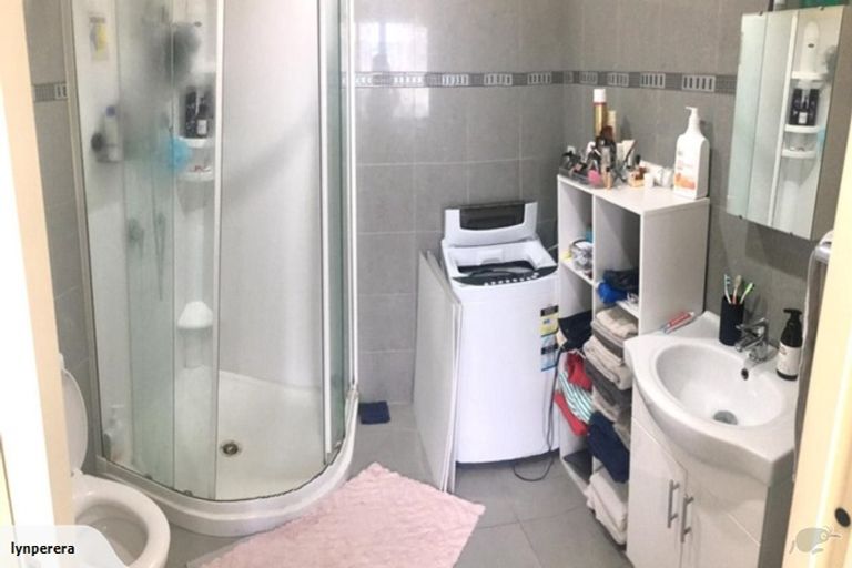 Photo of property in 4 Loasby Crescent, Newlands, Wellington, 6037