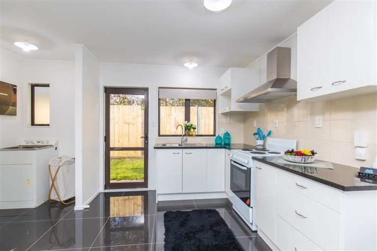 Photo of property in 2/26a Claude Avenue, Papatoetoe, Auckland, 2025