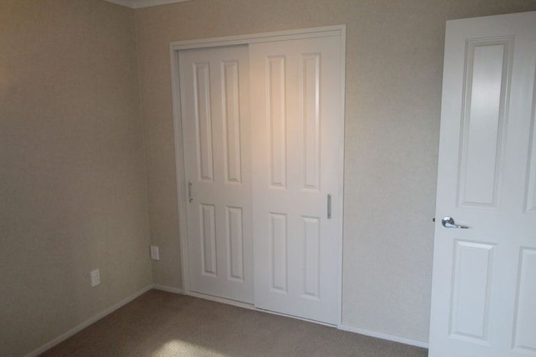 Photo of property in 65 Rhinevale Close, Henderson, Auckland, 0612