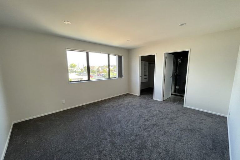 Photo of property in 60c Kautami Avenue, Papatoetoe, Auckland, 2025