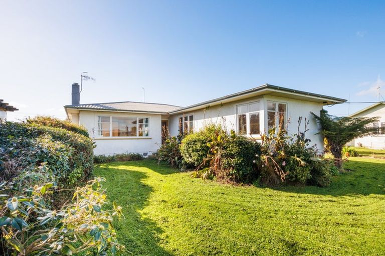 Photo of property in 41 Hedges Street, Sanson, 4817