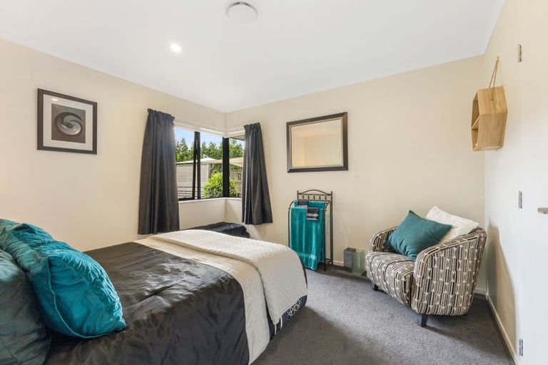Photo of property in 98 Pitt Road, Hillsborough, New Plymouth, 4372