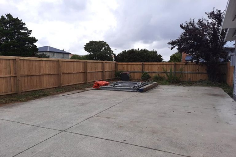 Photo of property in 69 Peverel Street, Riccarton, Christchurch, 8041
