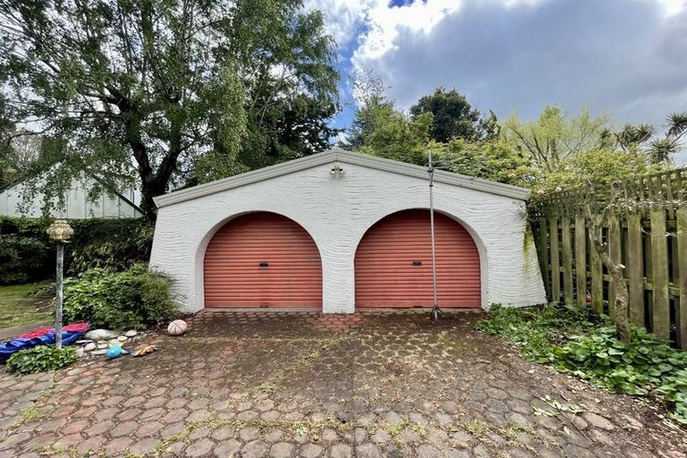 Photo of property in 33 Yellowstone Crescent, Burwood, Christchurch, 8083