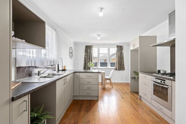 Photo of property in 19 Croall Crescent, St Andrews, Hamilton, 3200