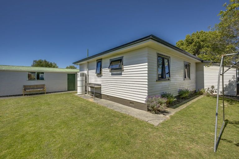 Photo of property in 15 Fleming Crescent, Maraenui, Napier, 4110