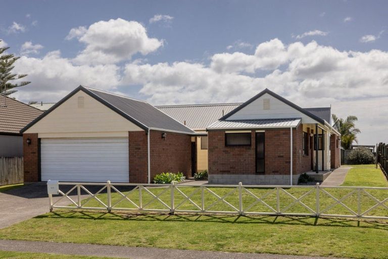 Photo of property in 117 Dickson Road, Papamoa Beach, Papamoa, 3118