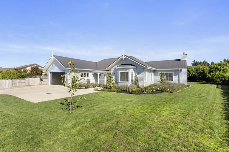 Photo of property in 31 Jarrett Terrace, Leamington, Cambridge, 3432