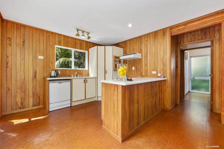 Photo of property in 35 Clinton Road, Tawharanui Peninsula, Matakana, 0986