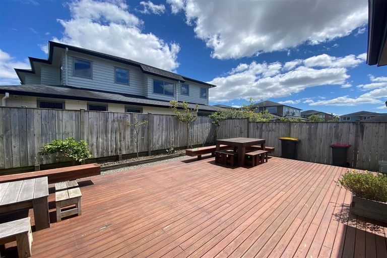 Photo of property in 51 Hughs Way, Flat Bush, Auckland, 2019