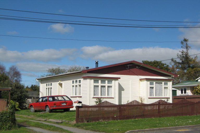 Photo of property in 35 Stewart Street, Marton, 4710