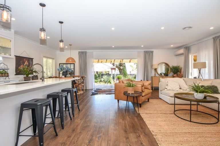 Photo of property in 19 Broadway Street, Martinborough, 5711