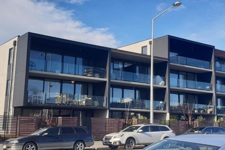 Photo of property in Leicester Executive Apartments, 211/282 Madras Street, Christchurch Central, Christchurch, 8011