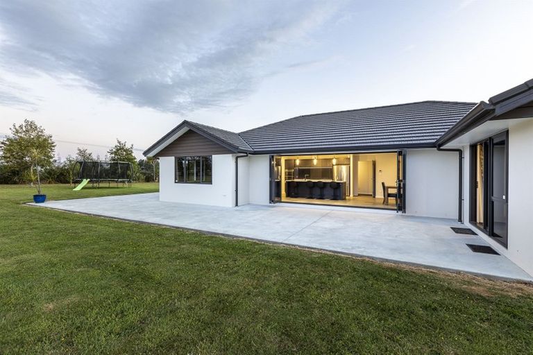 Photo of property in 7 Hartwell Drive, Kelvin Grove, Palmerston North, 4470