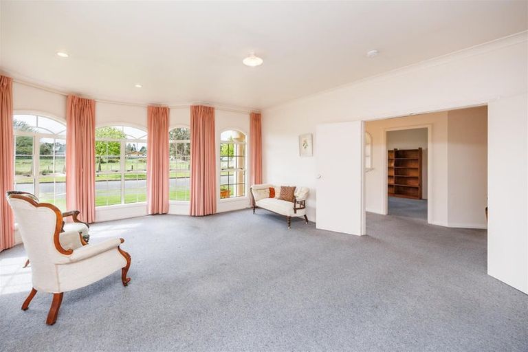 Photo of property in 3 Barnett Drive, Marton, 4710