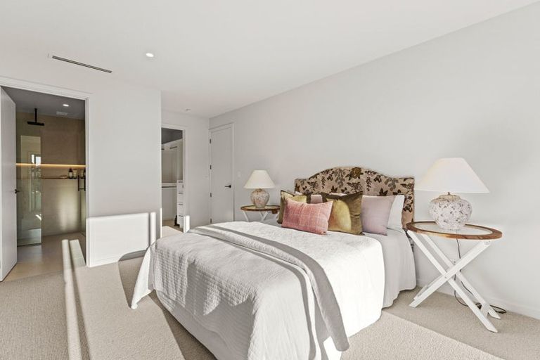 Photo of property in 78 Weston Road, St Albans, Christchurch, 8052