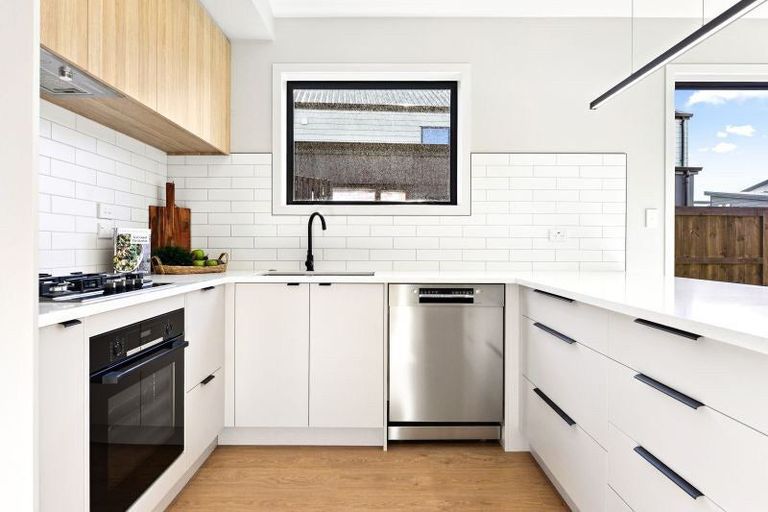 Photo of property in 14 Halley Drive, Chartwell, 3210