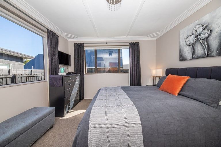 Photo of property in 33 Domett Street, Westport, 7825