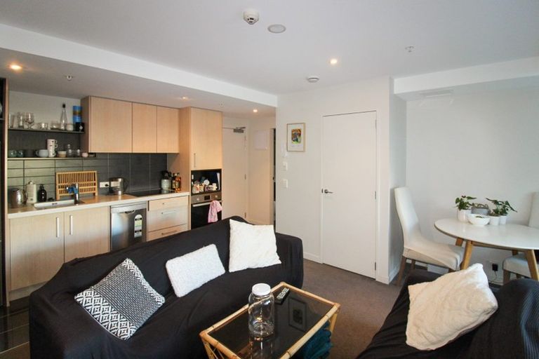 Photo of property in Nouvo Apartments, 21u4i Rugby Street, Mount Cook, Wellington, 6021