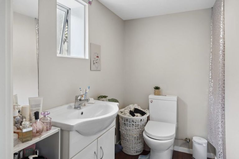 Photo of property in 34 Flaxdale Street, Birkdale, Auckland, 0626