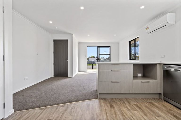 Photo of property in 53u1 Bandon Street, Frankton, Hamilton, 3204