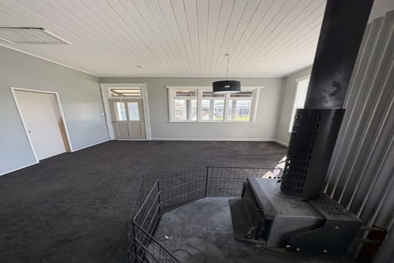 Photo of property in 24 Wilkin Street, Rotherham, 7379