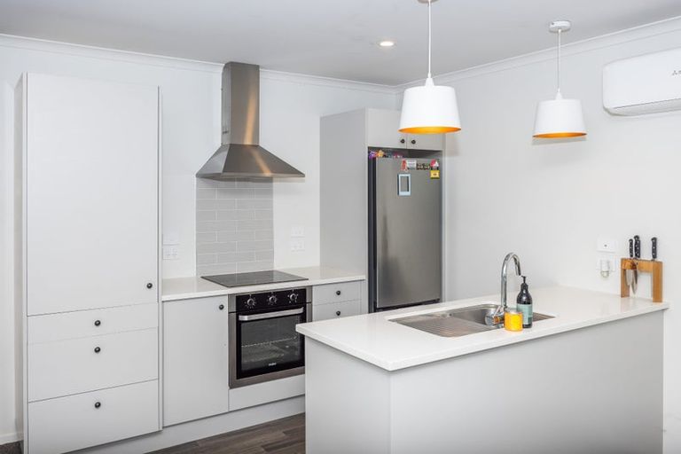 Photo of property in 16u2 Rothwell Street, Dinsdale, Hamilton, 3204