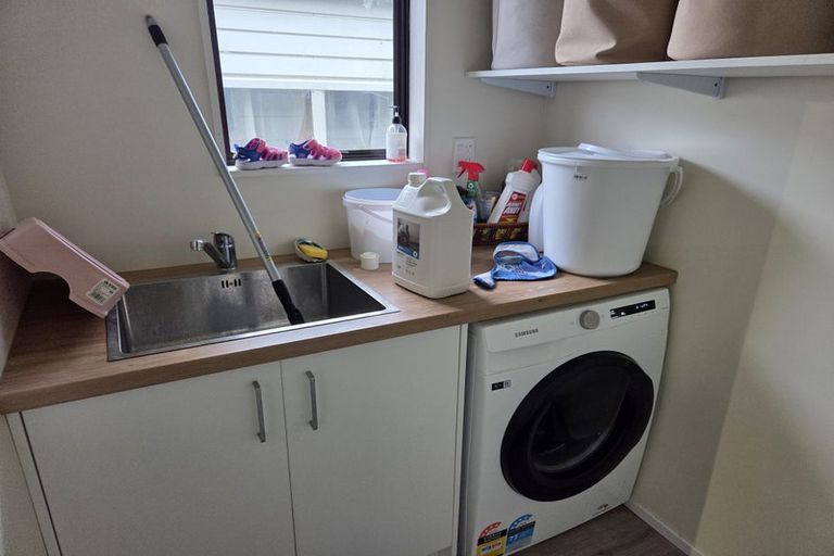 Photo of property in 13 Alton Grove, Masterton, 5810