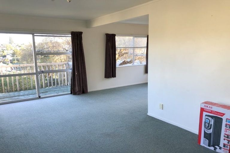 Photo of property in 14 Dallinghoe Crescent, Milford, Auckland, 0620