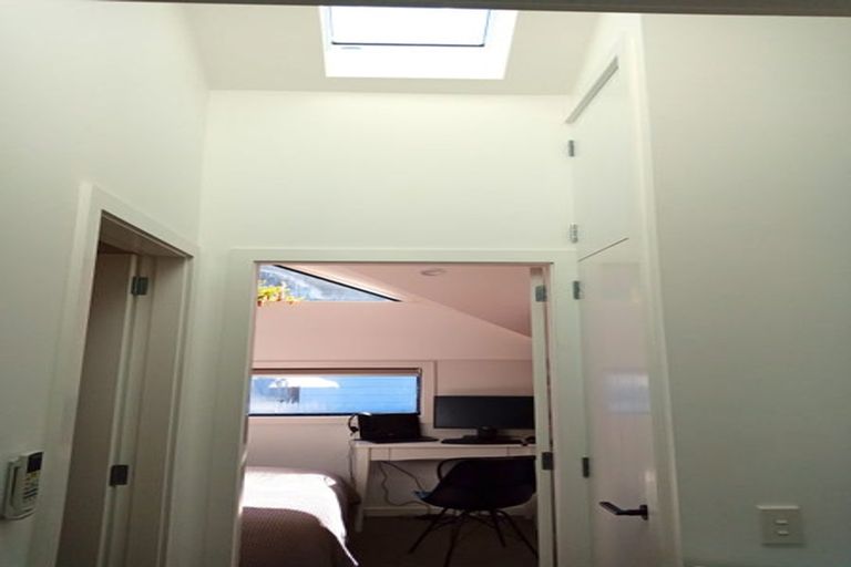 Photo of property in 82d Wallace Street, Mount Cook, Wellington, 6021