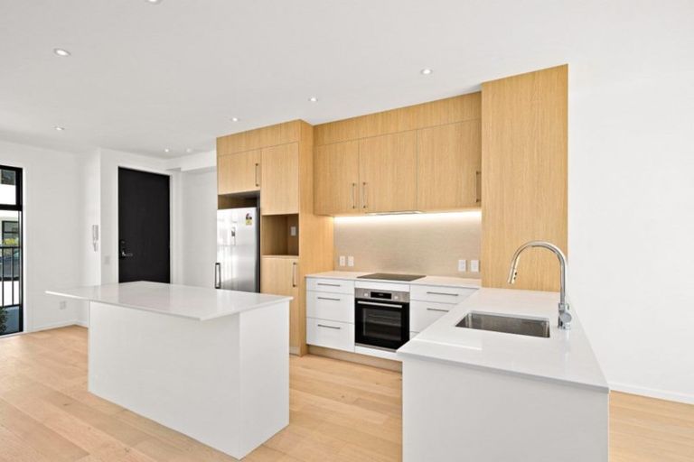 Photo of property in 7/447 Hibiscus Coast Highway, Orewa, 0931