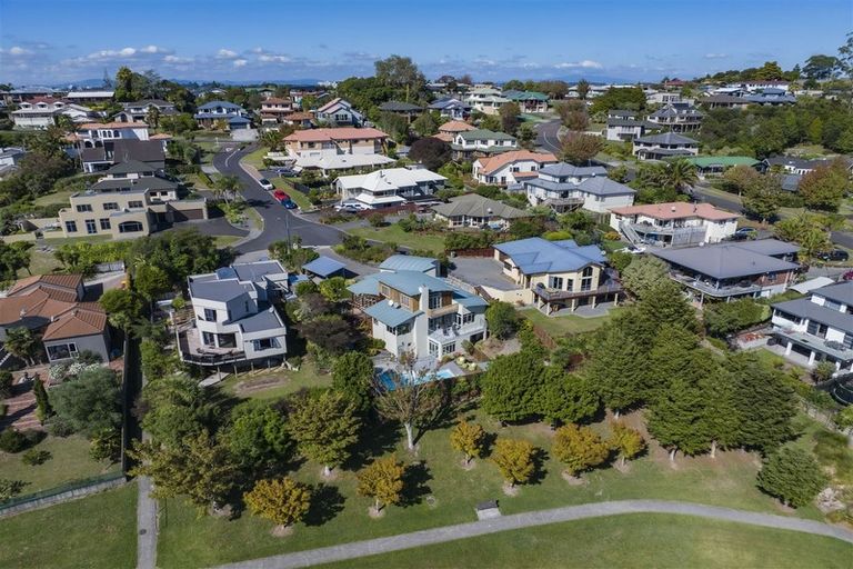 Photo of property in 11 Strata View, Western Heights, Hamilton, 3200