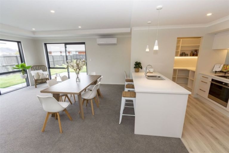 Photo of property in 6 Salisbury Avenue, Rangiora, 7400